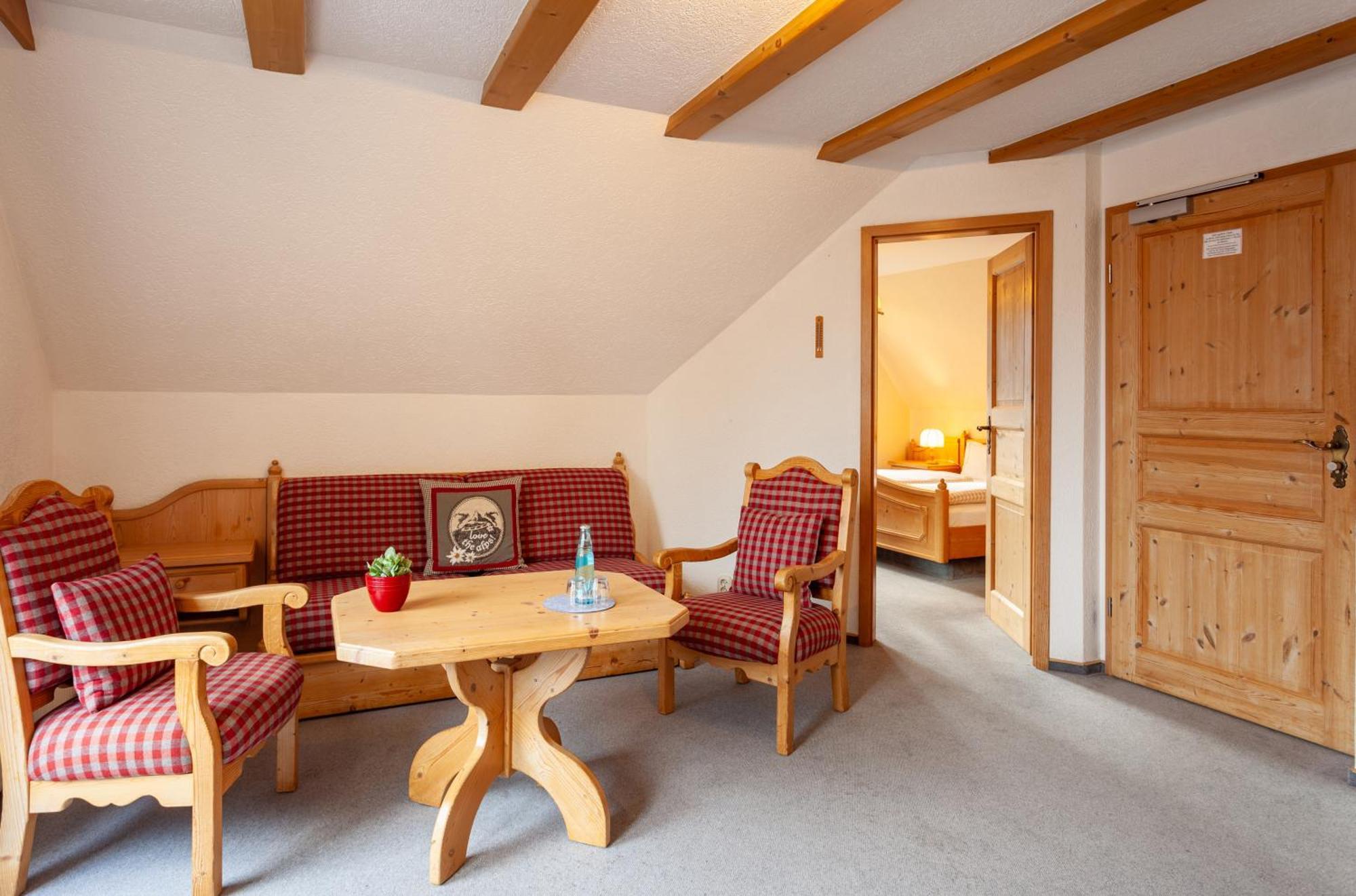 Hotel Sauerlaender Hof Willingen  Ngoại thất bức ảnh